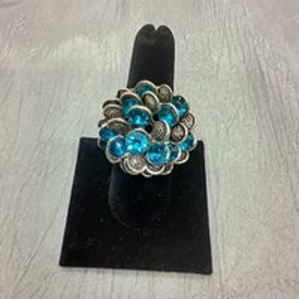 Flower Stretch Statement Ring Turquoise Rhinestones Silver Tone